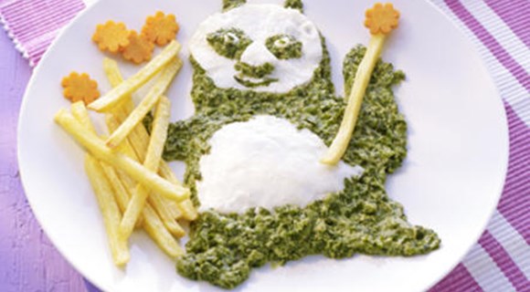 Urso-Panda com espinafres e palitos Airfryer Julienne